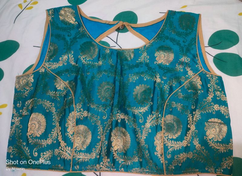 New Beautiful Blouse