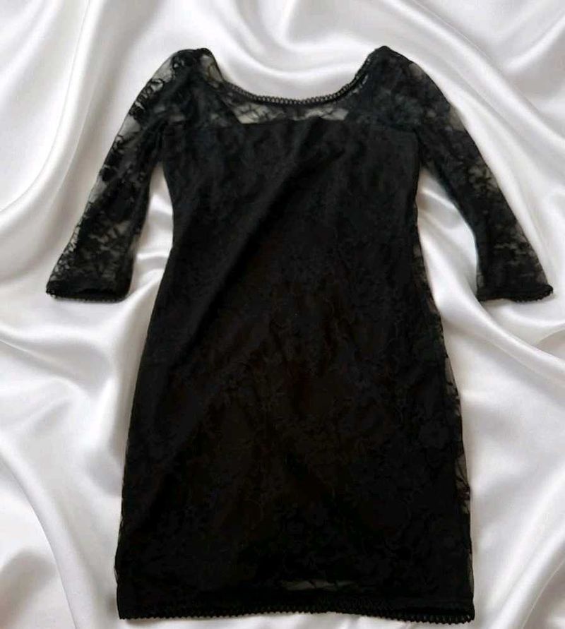 Elegant Black Lace Dress