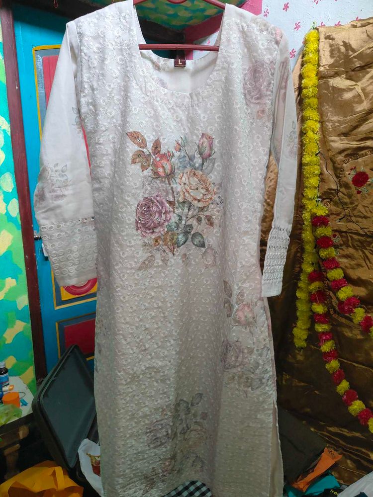 Elegant Floral Print Kurta