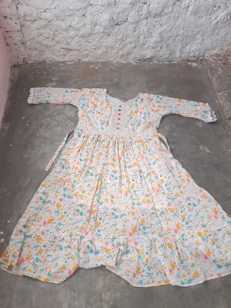 Beautiful Floral Print Kurta