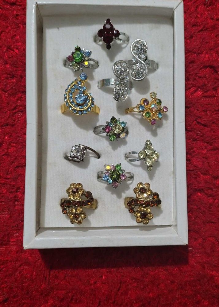 Rhinestone Ring Set