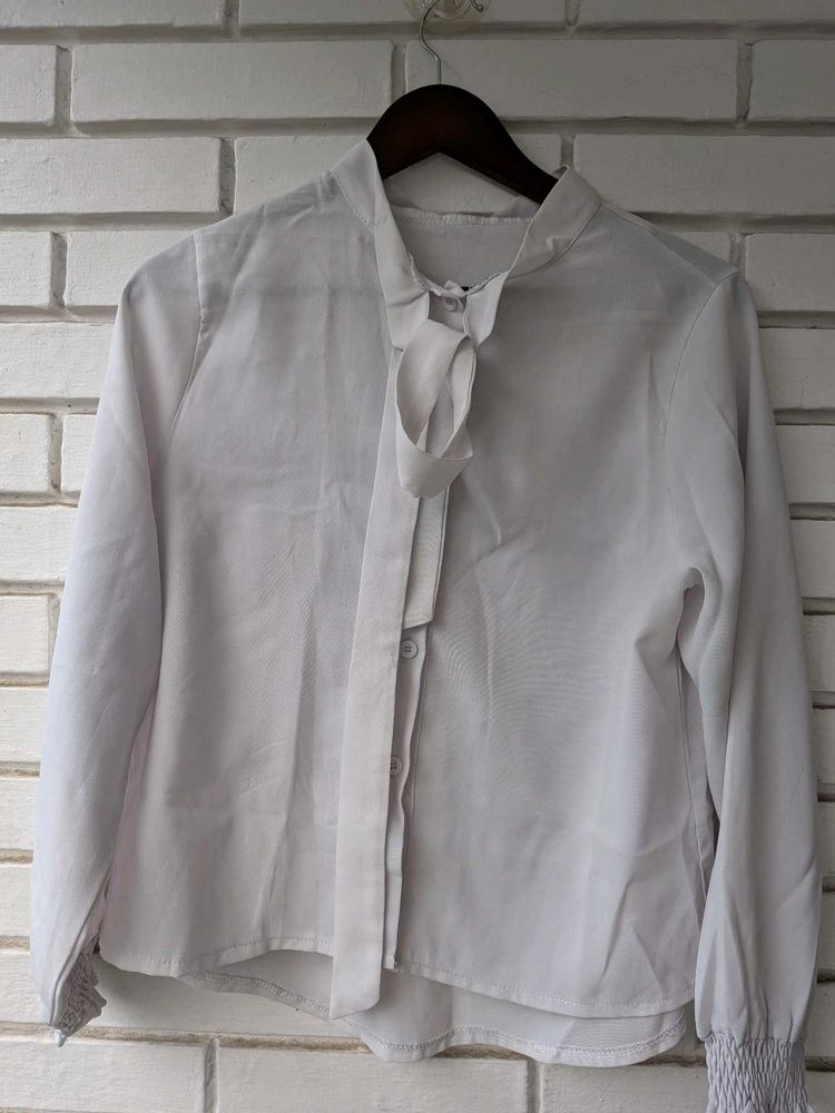Elegant Whitish  Bow Blouse