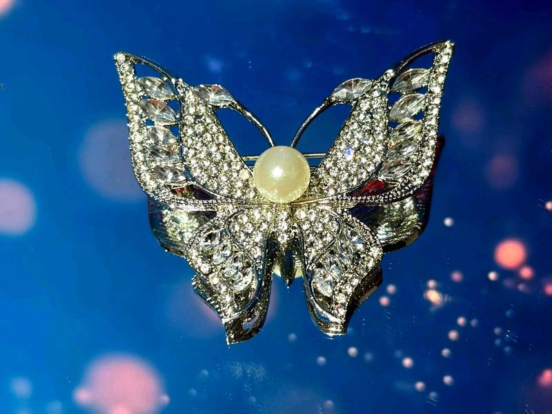 Sparkling Butterfly Brooch