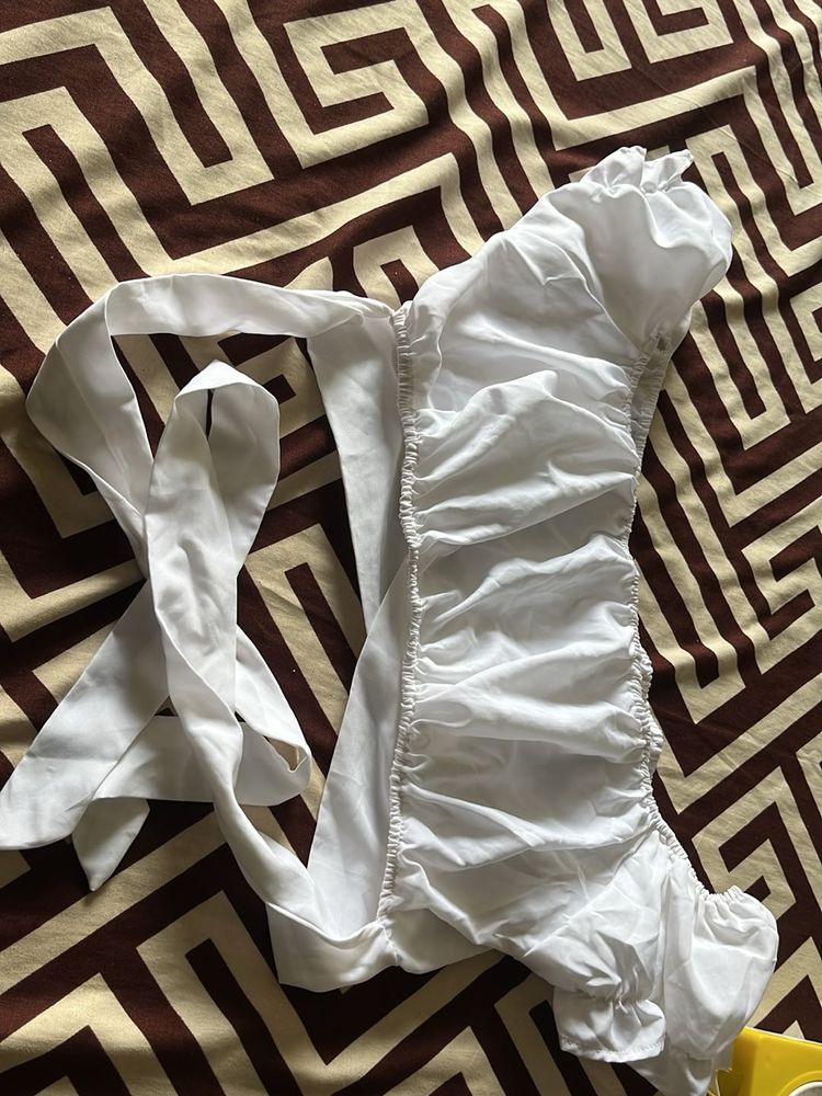 Chic White Ruched Crop Top