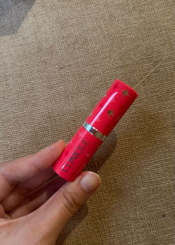 Clinique Starry Red Lipstick