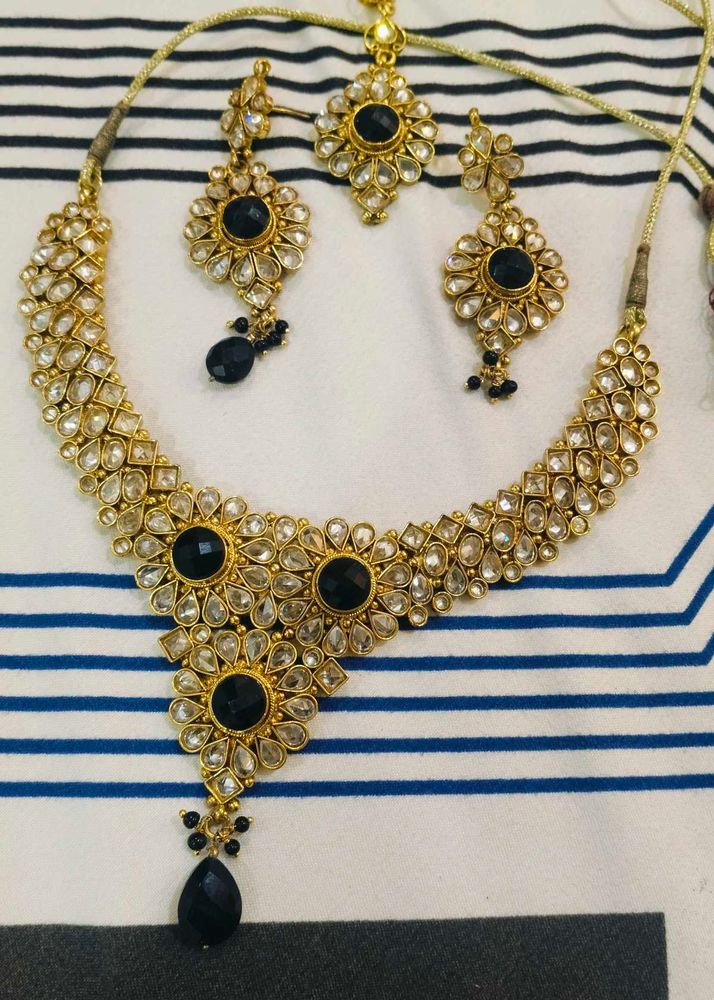 Stunning Indian Bridal Necklace Set