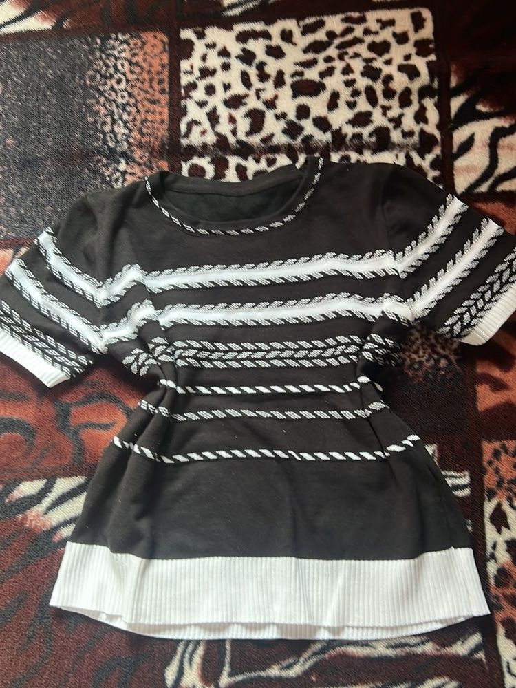 Stylish Striped Top