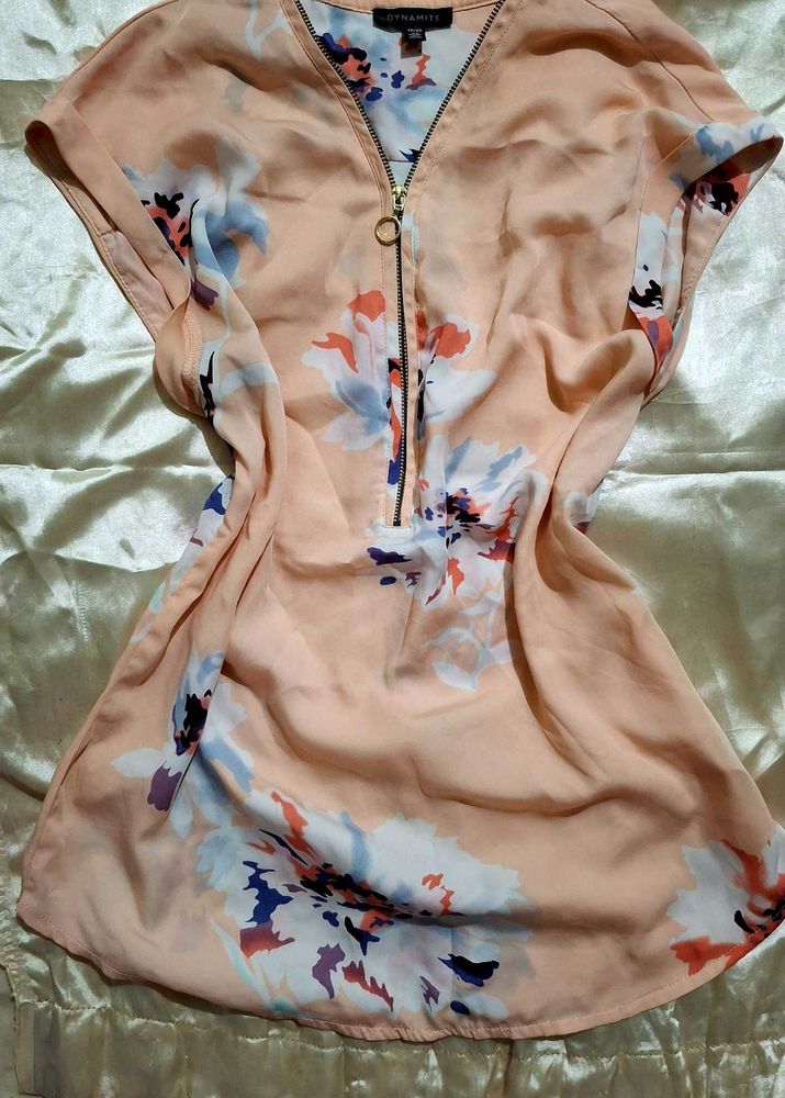 Peachy Floral Zip Tunic Top