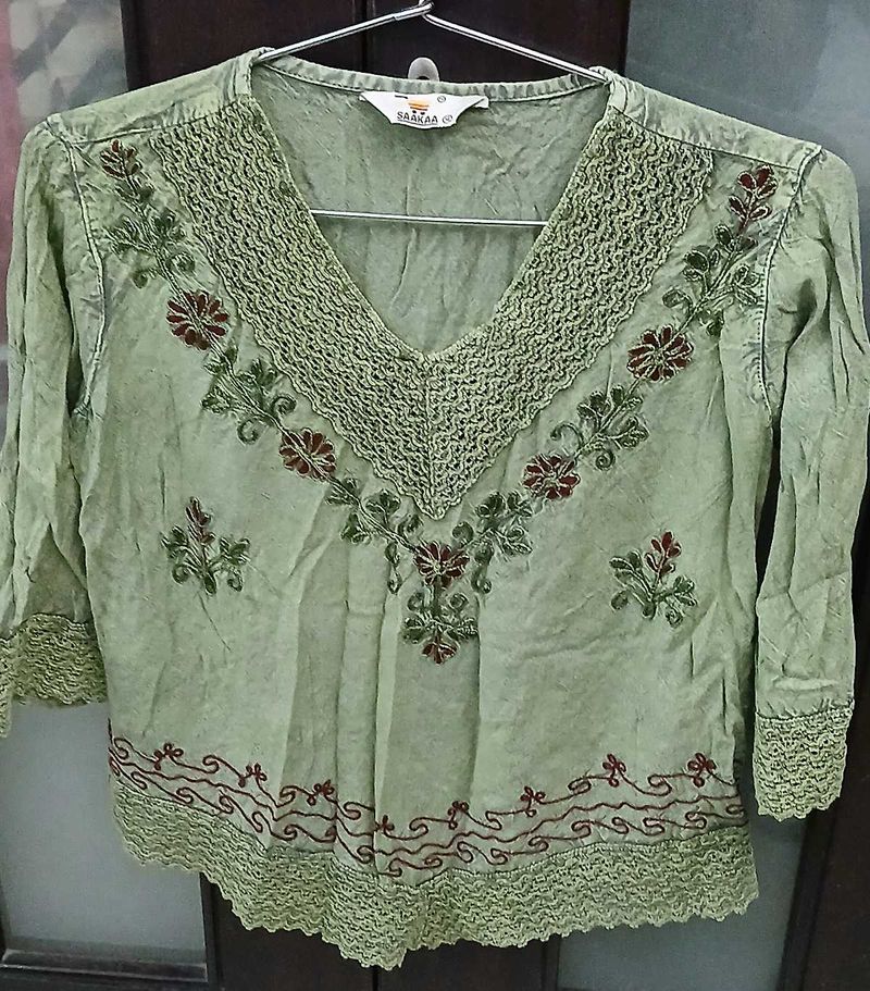 Boho Embroidered V-Neck Tunic Top - M/L Size