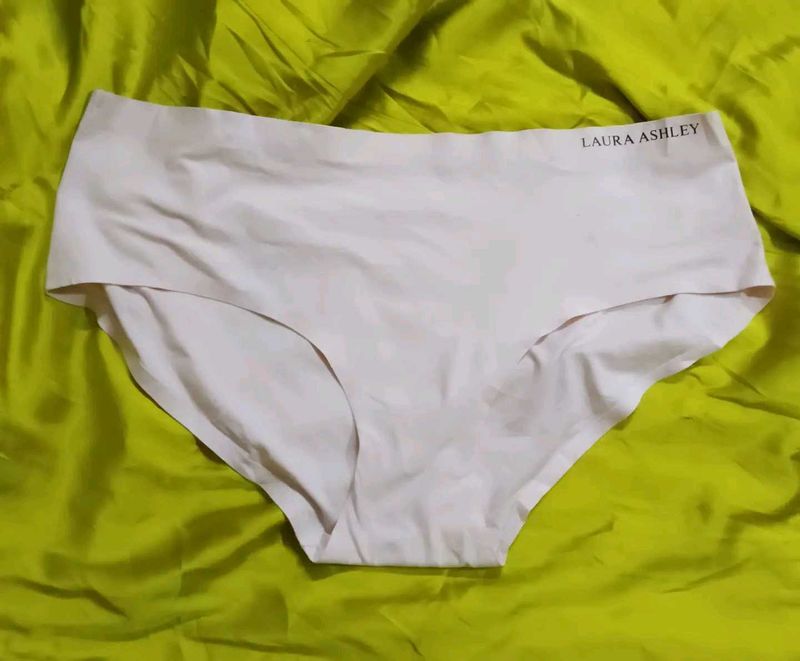 Laura panty