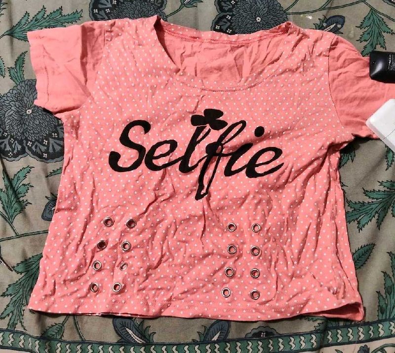 Cute Pink Polka Dot "Selfie" T-Shirt