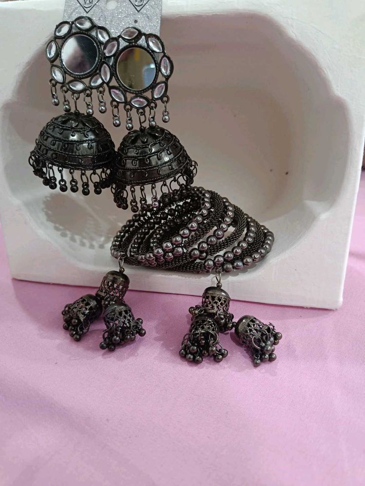 EARRINGS (FREE GIFT BOX)