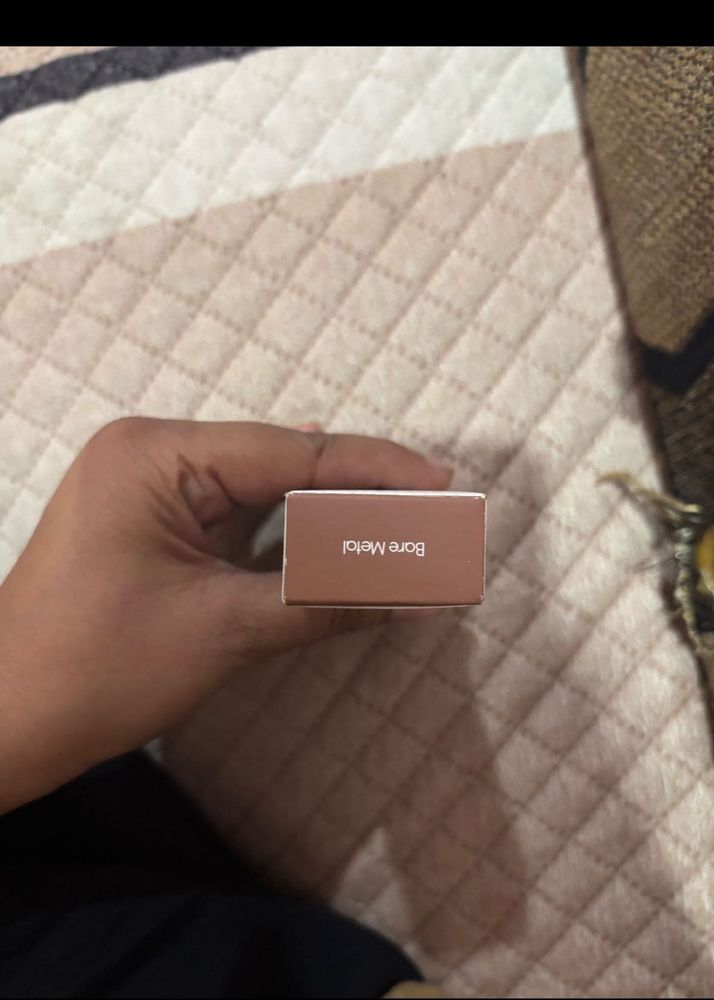 Eyeshadow stick