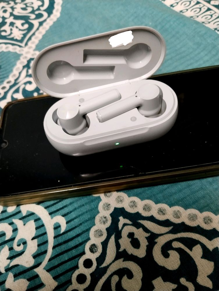OnePlus Buds Z, Working Condition, Worth ₹3500