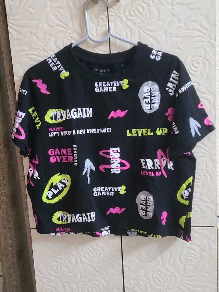 Graphic Print Cropped T-Shirt