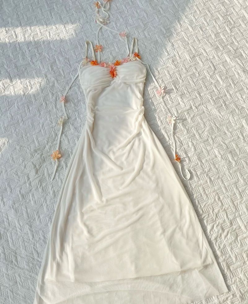 Ivory Rose dress | Cute | Floral