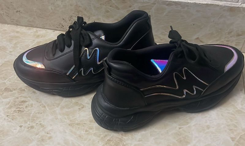 Black Chunky Sneakers with Iridescent Accents