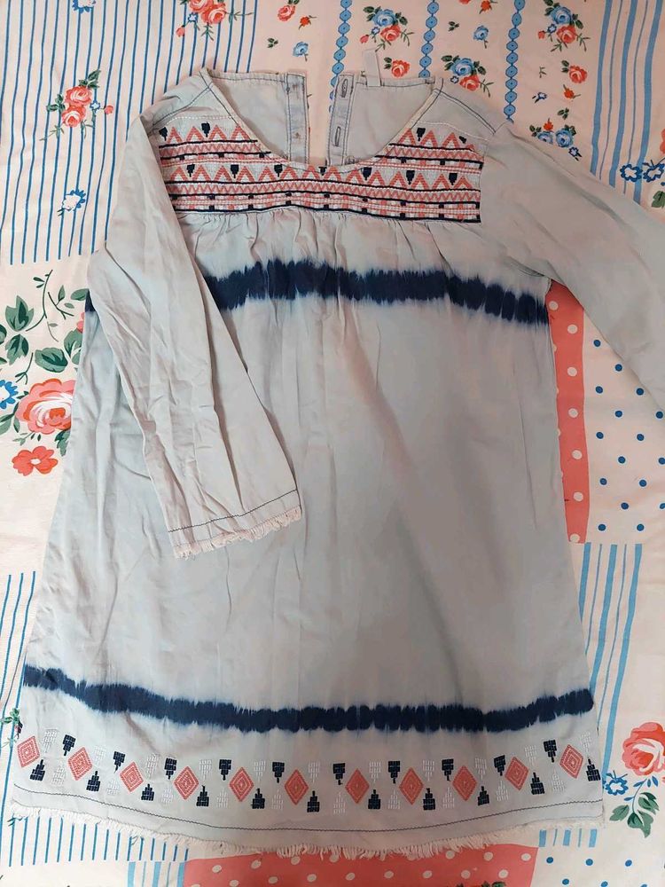 Embroidered Tie-Dye Kurta