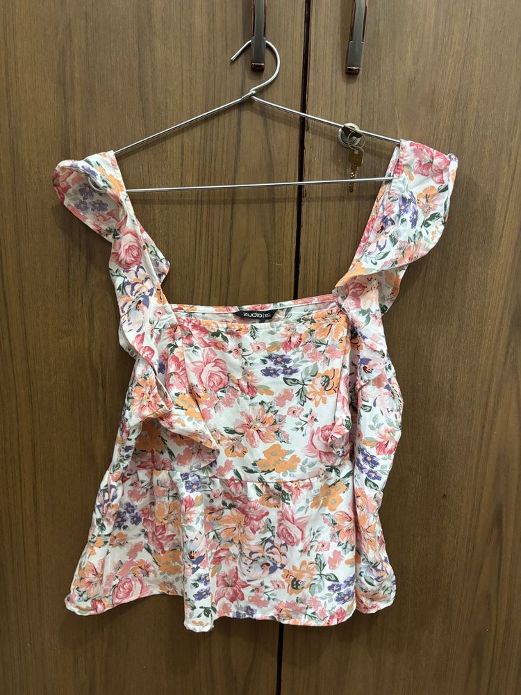 Floral Print Ruffle Sleeve Top