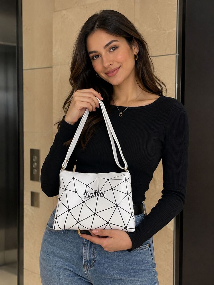 Chic White Geometric Crossbody Bag👜