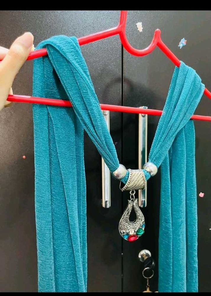 Teal scarf with Pendant