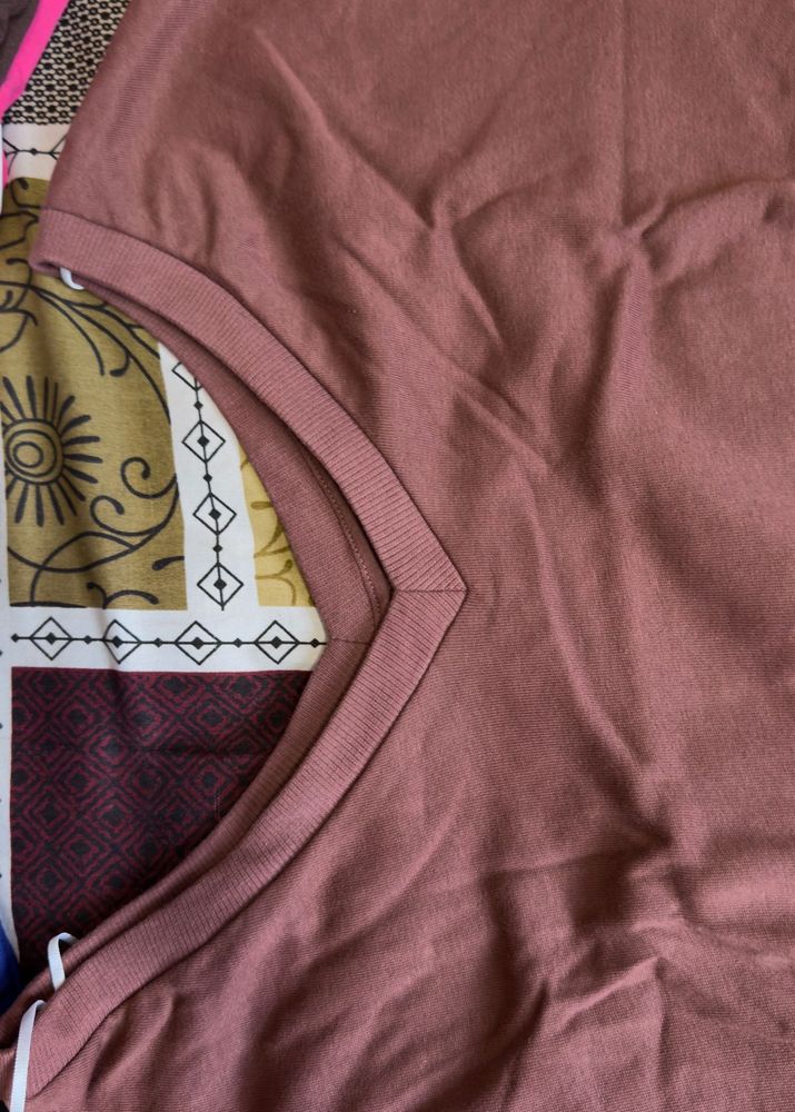 Soft V-Neck crop top