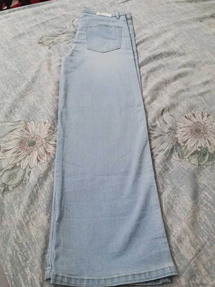 New Light Wash Wide Leg Denim Jeans