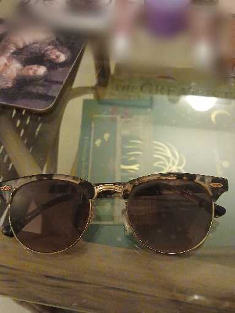 H&amp;M Stylish Tortoiseshell Sunglasses