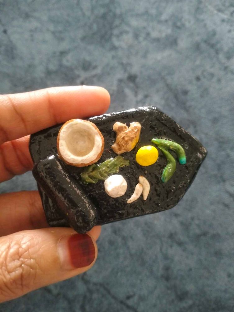 Beautiful and Tiny Fridge magnets..... Pack of 6