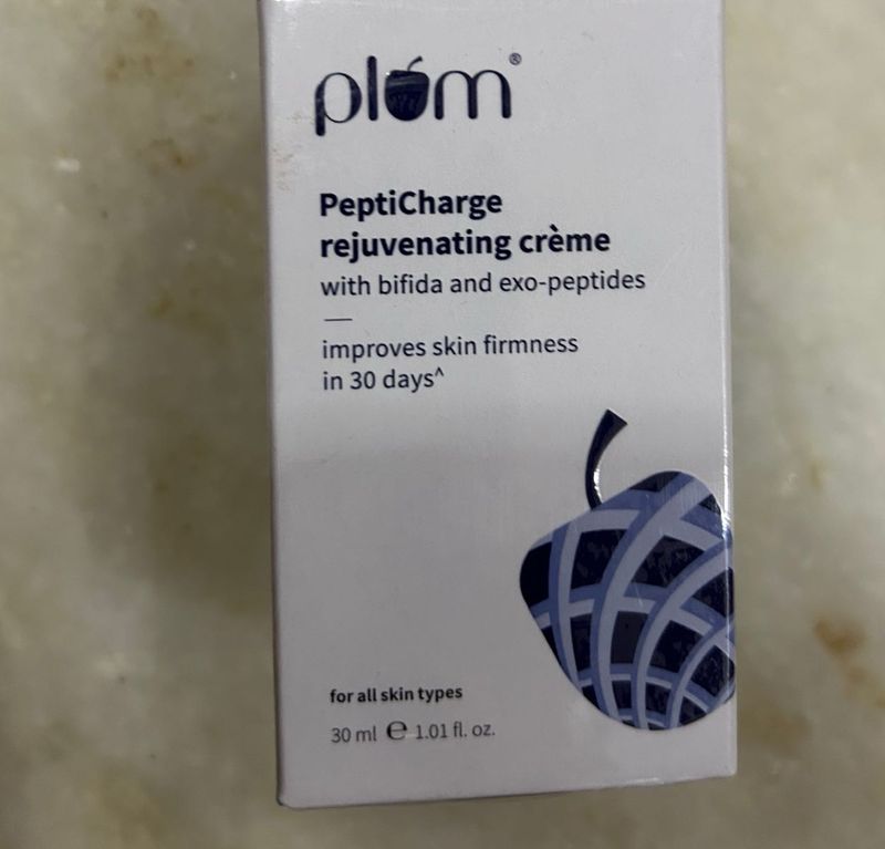Plum PeptiCharge Rejuvenating Creme