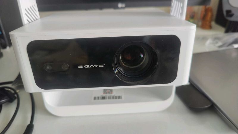 E Gate Atom 4x Air Projector