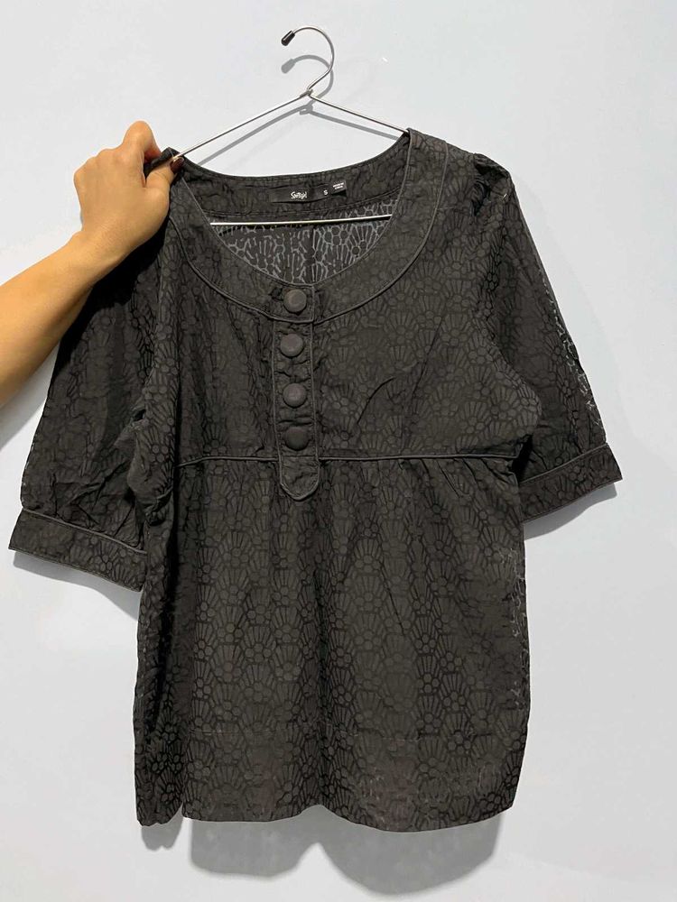 Stylish Textured Button-Up Top