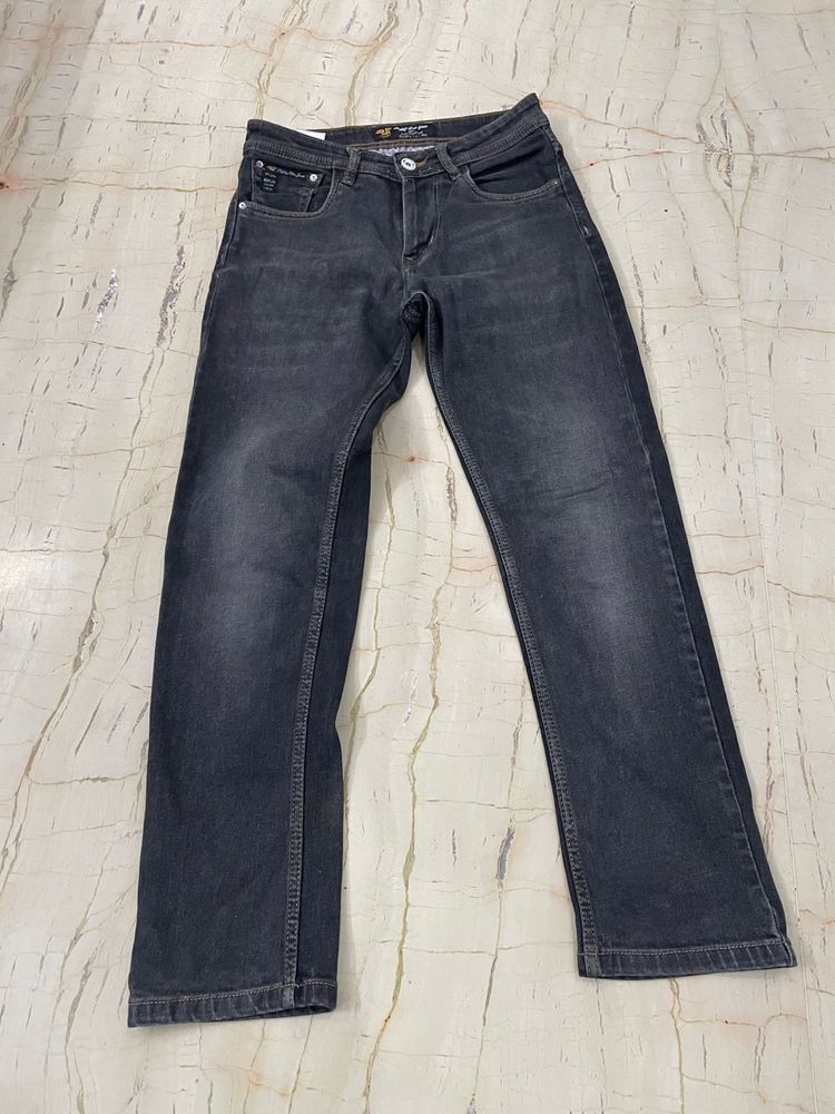 Stylish Dark Wash Denim 👖