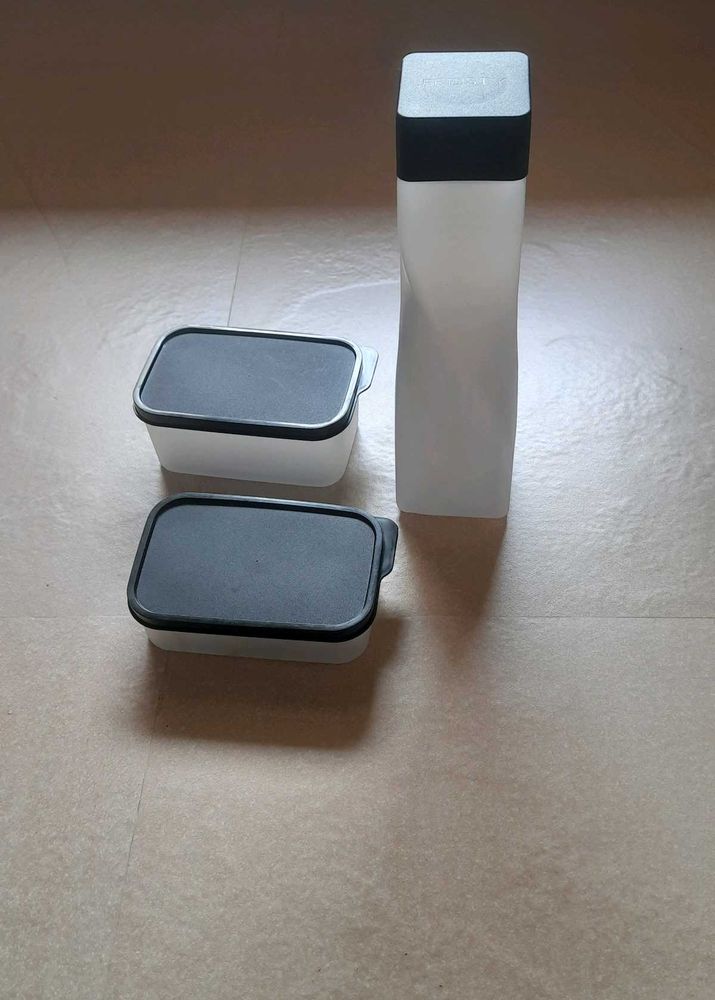 Unused Frauster Branded 1 Ltr Bottle Tiffin box