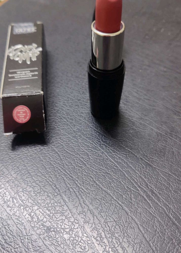 3 brand new Elegant Lipstick with Smooth Finish