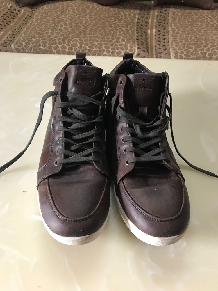 RedTape Brown Casual Shoes