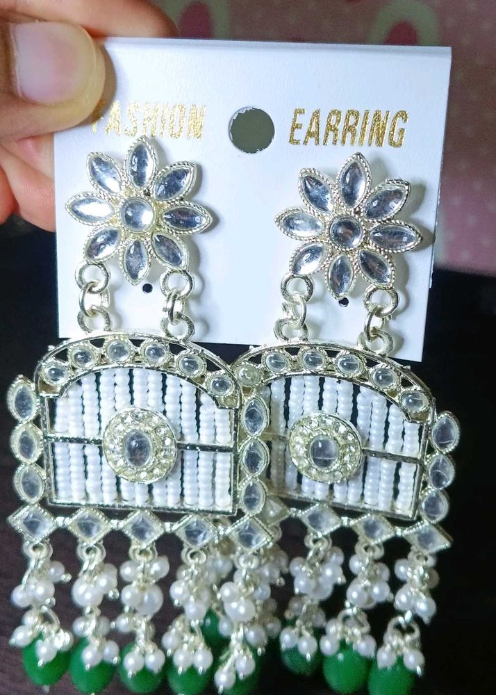 Elegant Dangle Earrings with Pearl and Green Stone