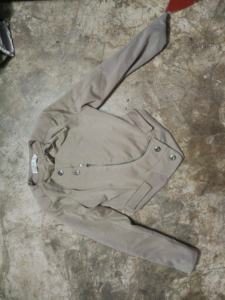 Stylish Khaki Cropped Jacket