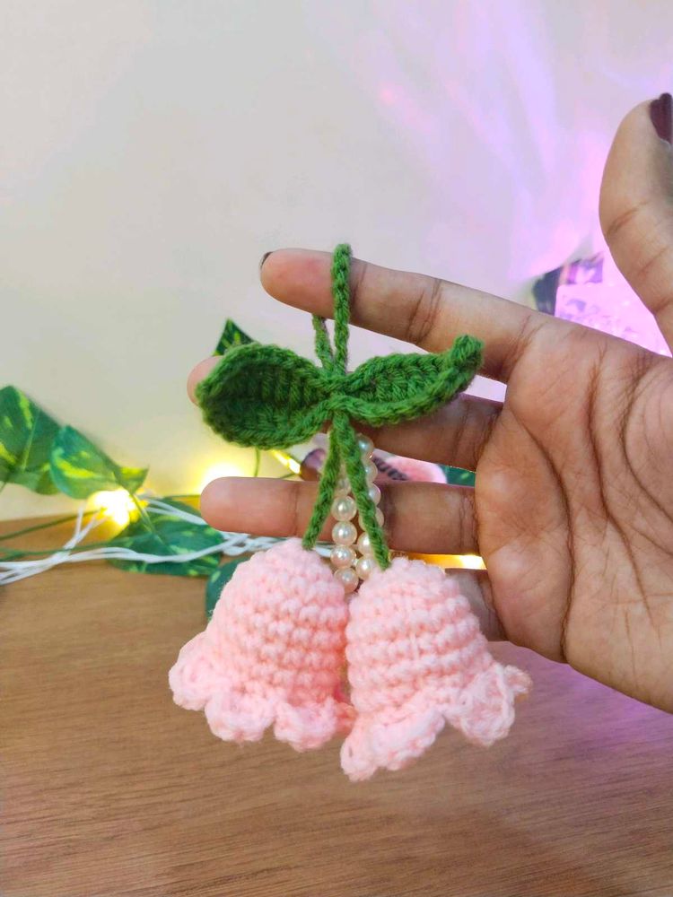 1 lilly of the valley charm for 99 only 🌷