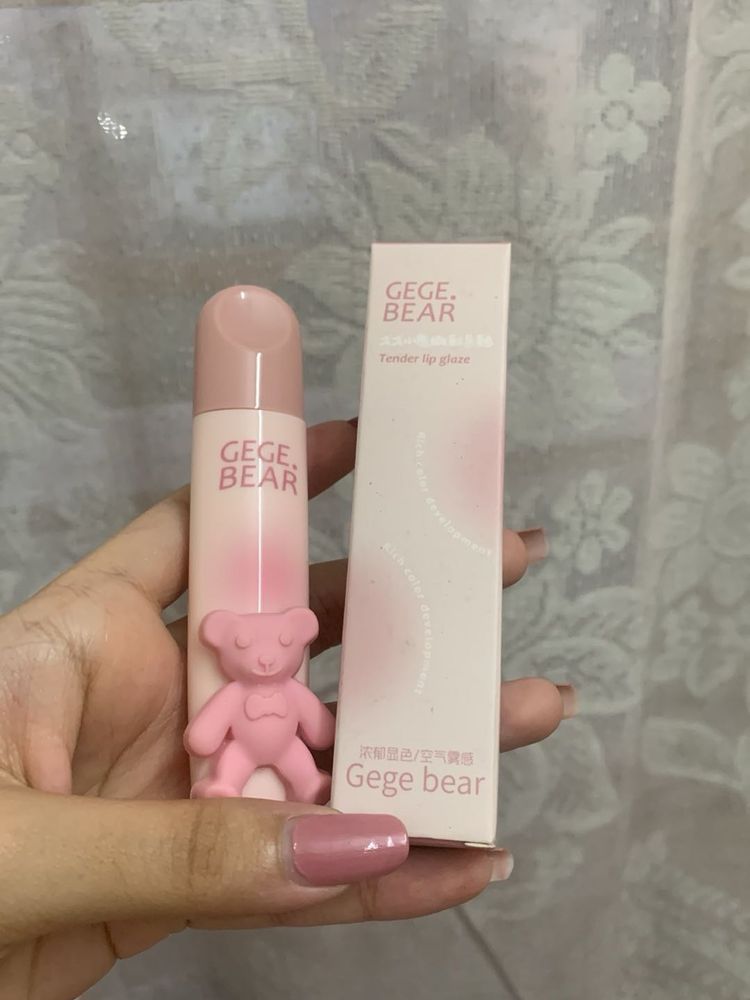 Gege bear Teddy Lip Glaze(sweetheart strawberry)