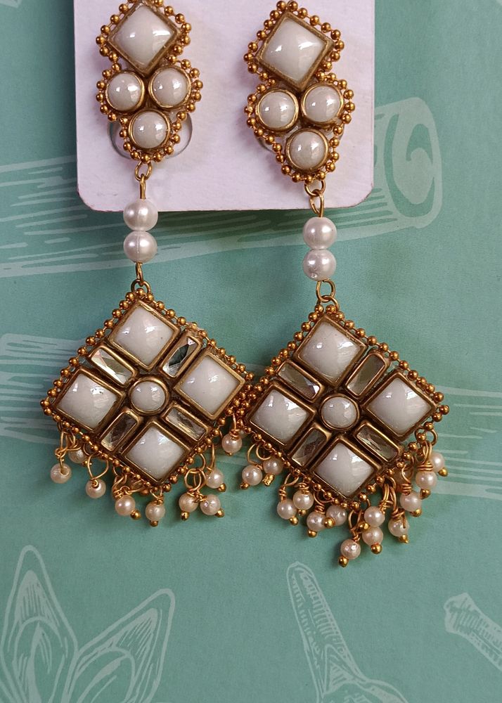 Elegant White &amp; Gold Dangle Earrings