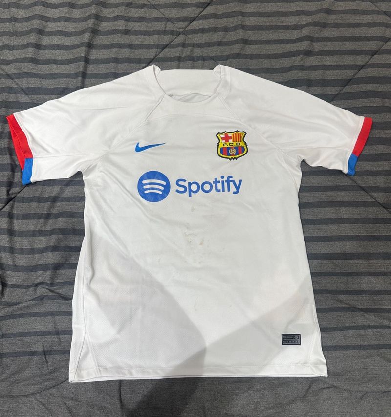 Barcelona Away Jersey L