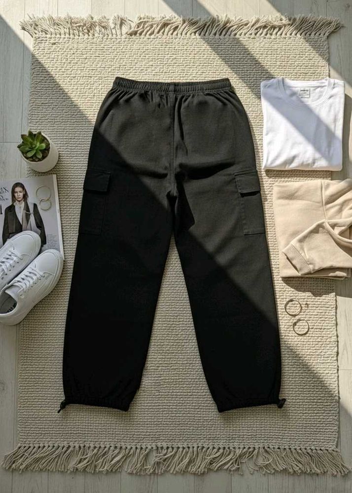 Black Cargo Pants - Trendy and Stylish