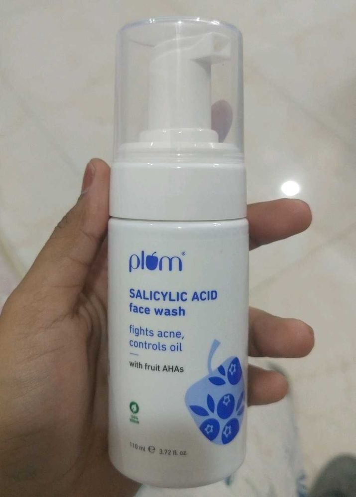 Plum Salicylic Acid Face Wash