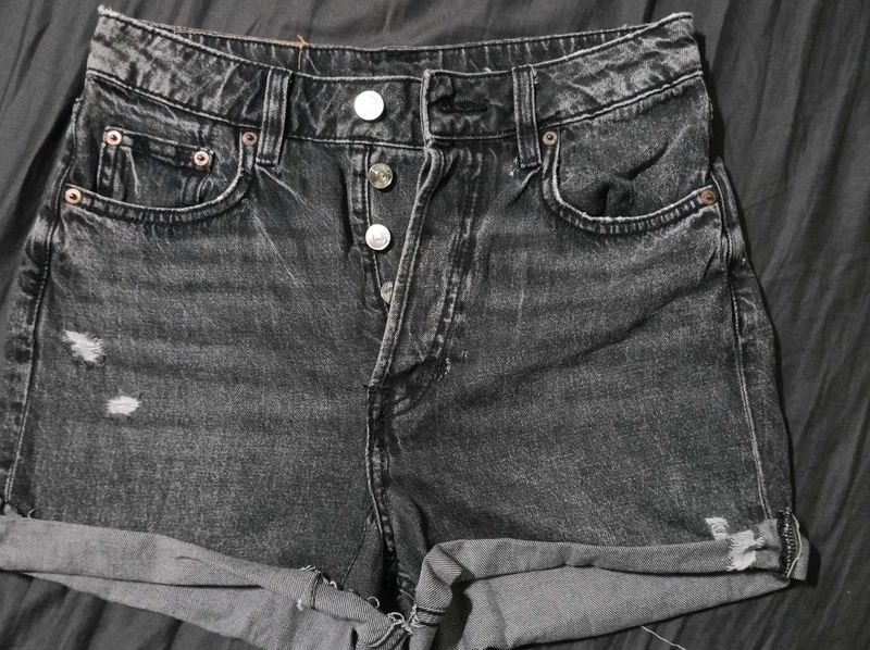 H&amp;M divided grey denim shorts