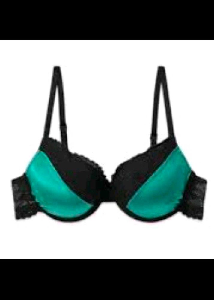 Stylish  h&amp;m lace detail lingerie set