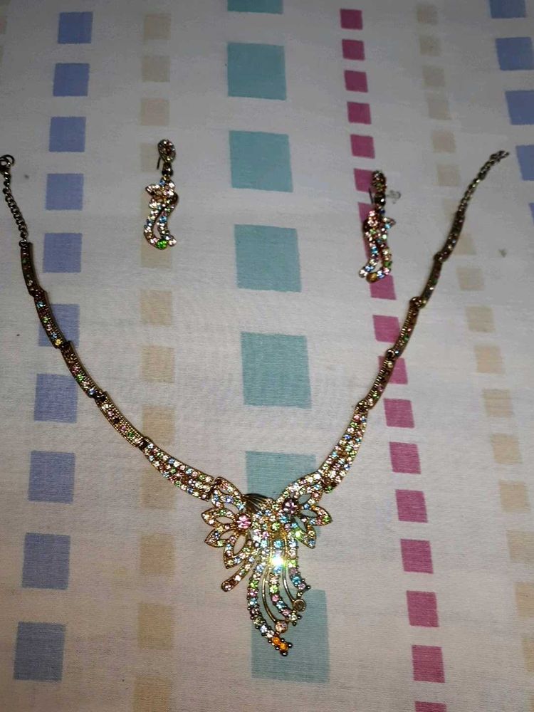 Elegant Rhinestone Necklace &amp; Earring Set