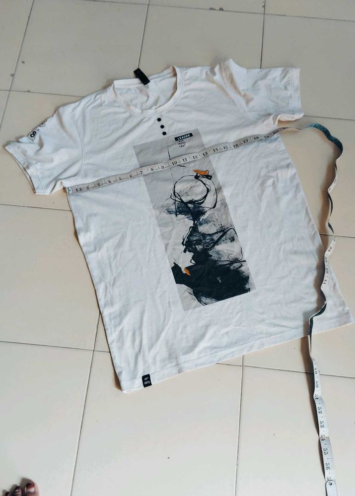 Abstract Graphic Print T-Shirt