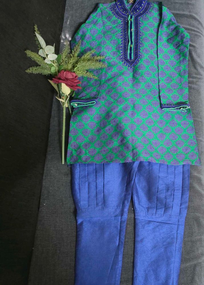 Stylish Kurta &amp; Pyjama Set combo se