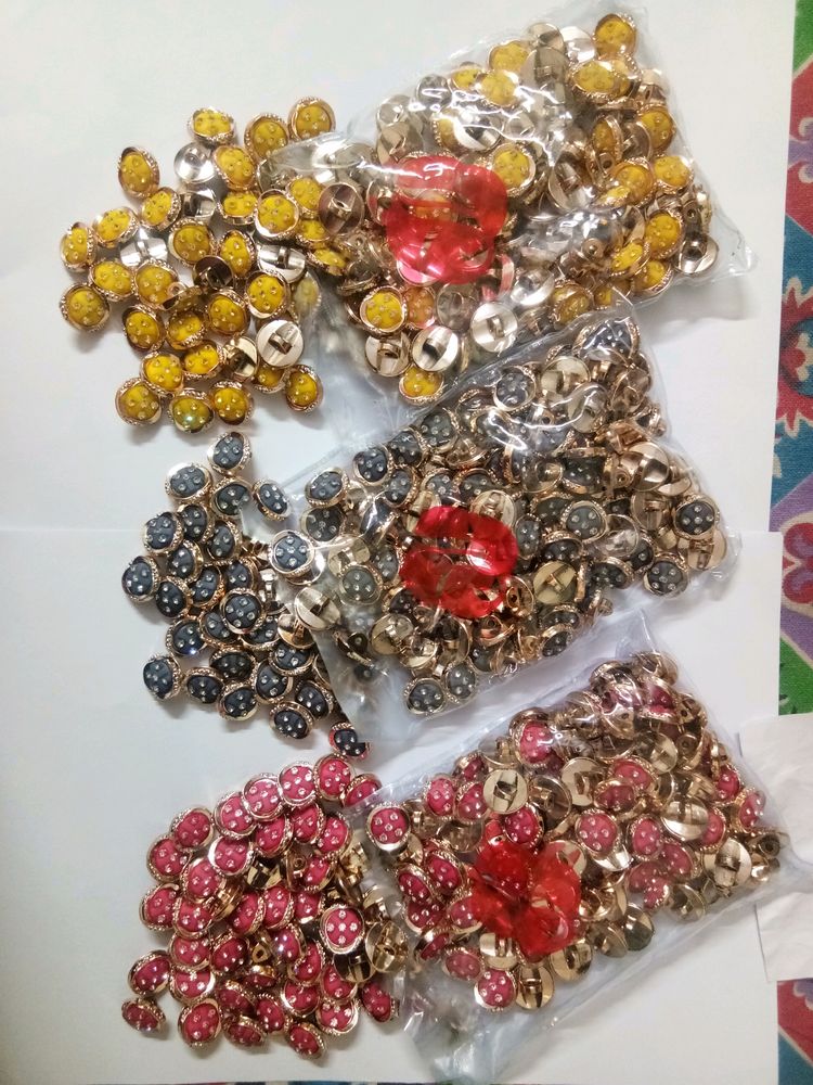 🆕 Fancy Button (Pack of 30)